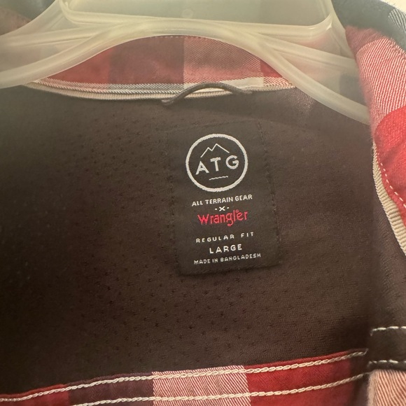 Wrangler Red and Black Checkered Shirt - Picture 2 of 4